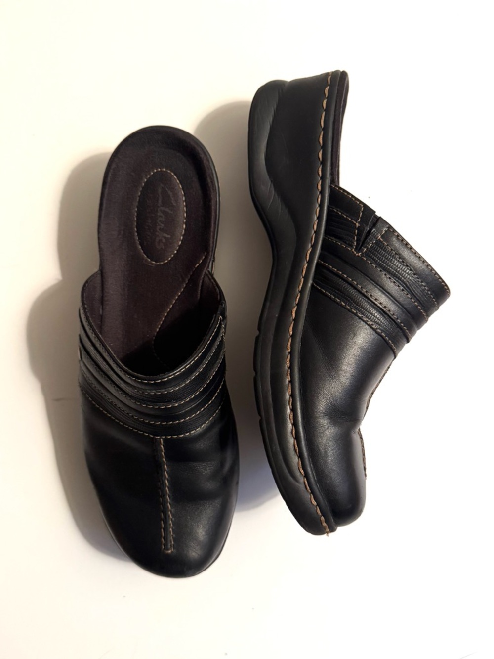 Clarks Women’s Black Leather Slip-On Mules Sz 8.5